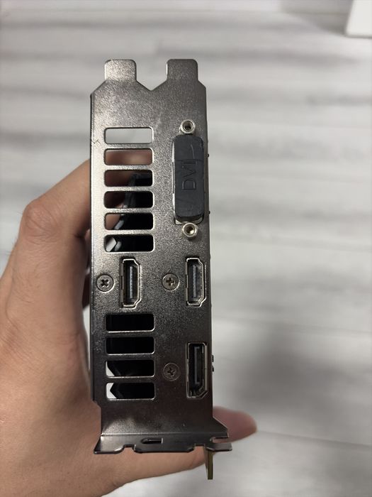RTX2060  6G  asus