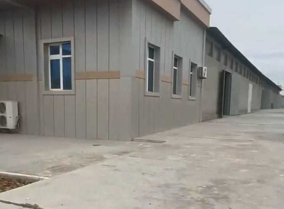 Продаётся 1 га производственная база.