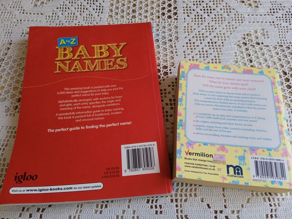 НОВ комплект книги за избор на име на бебе
