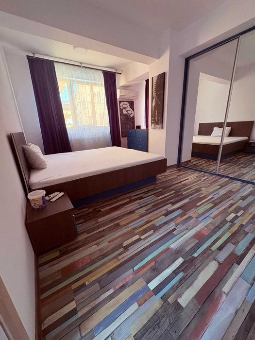Propietar vand apartament 2 camere zona Petrom City