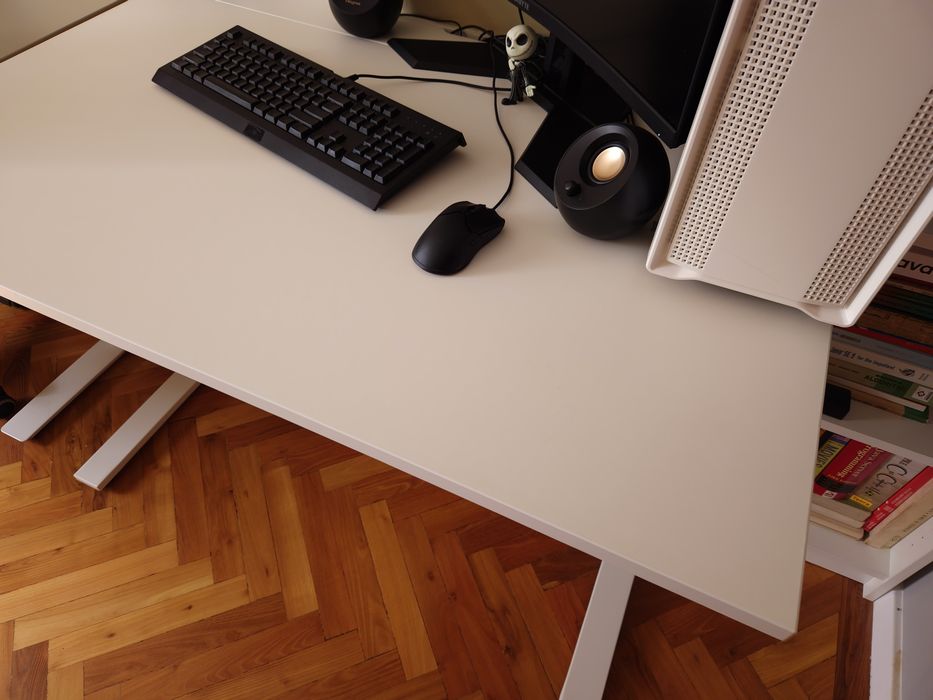 Birou IKEA MITTZON 120 × 80 cm, alb | Garanție rămasă 8 ani | Negociabil