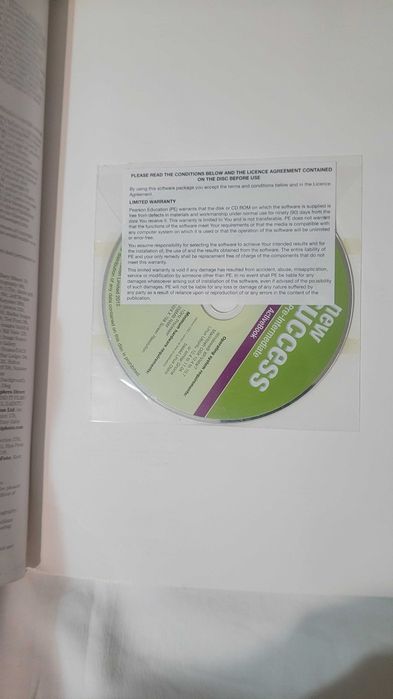 Учебник и уч.тетрадка по англ.език Pre-Intermediate Students Book and Workbook