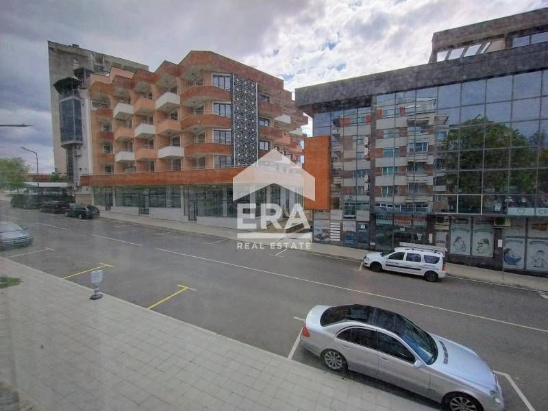 Двустаен апартамент под наем в центъра на гр. Кърджали