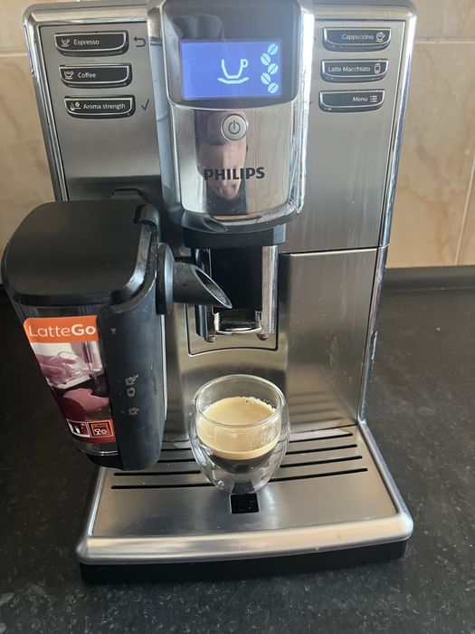 Aparate de cafea saeco / philips