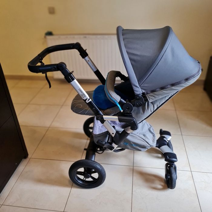 Set carucior+ landou+ scoica marca Concord Neo gri + CADOU ERGOBABY