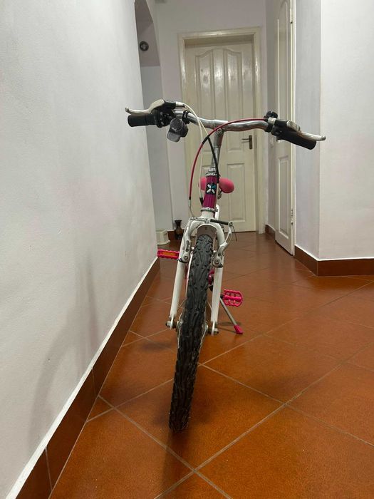 Bicicletă fete B’Twin Mistigirl 500 (Dechatlon) - Roți 20 inch, Stare Excelentă