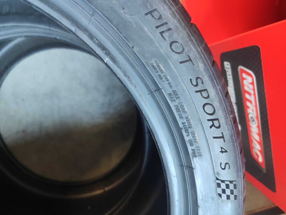 2бр.летни гуми 295/35/20 Michelin
