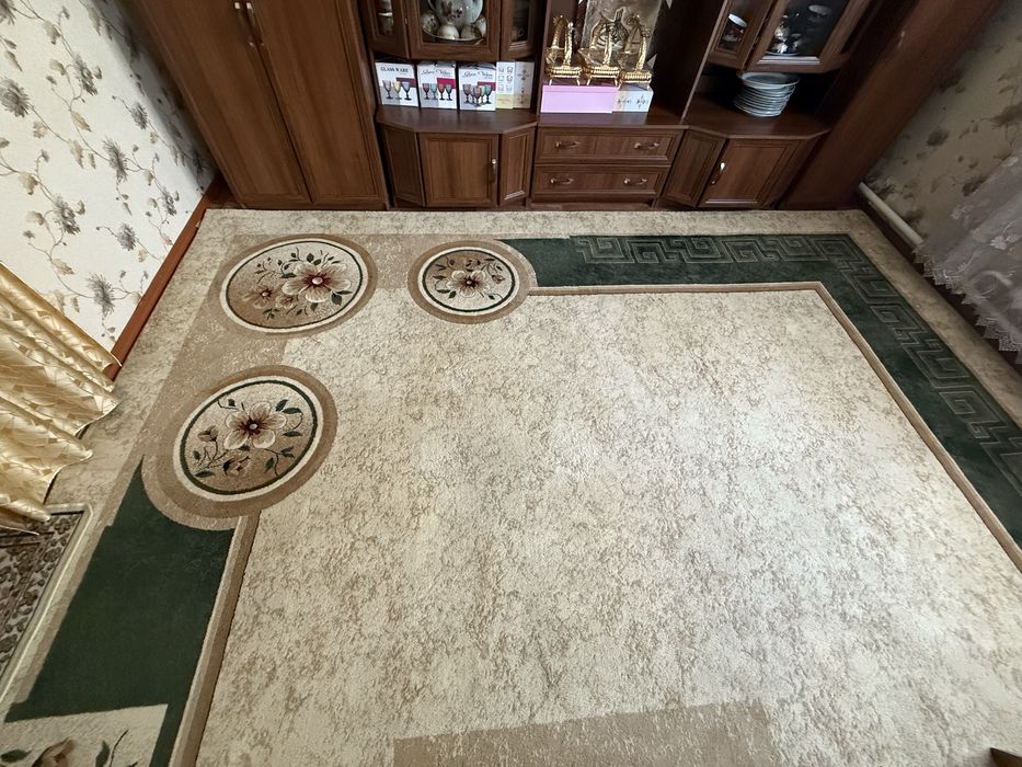 Ковёр 7*4 в зал.