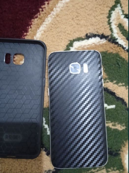 Mobil telefonda bitta mushukda beshta xoroz