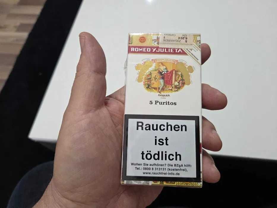 Lot vintage de 4 pachete diferite