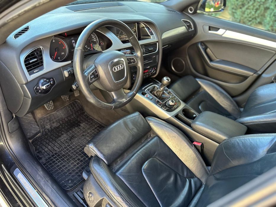 Audi A4 B8 2.0 Tdi Allroad / BiXenon /Led / Quattro