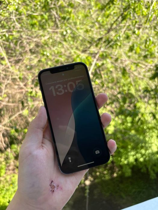 Продам айфон 12pro