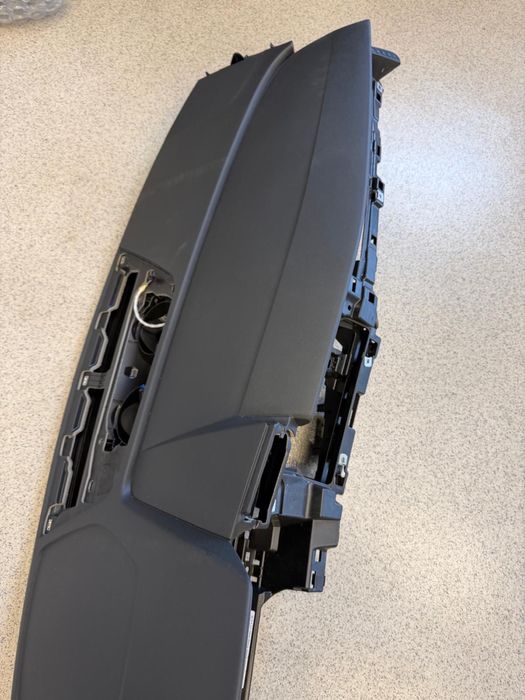 Plansa bord audi a3 8y