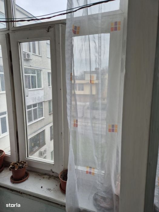 Vand apartament 3 camere Slobozia , Ialomita , central 3/4,2balcoane