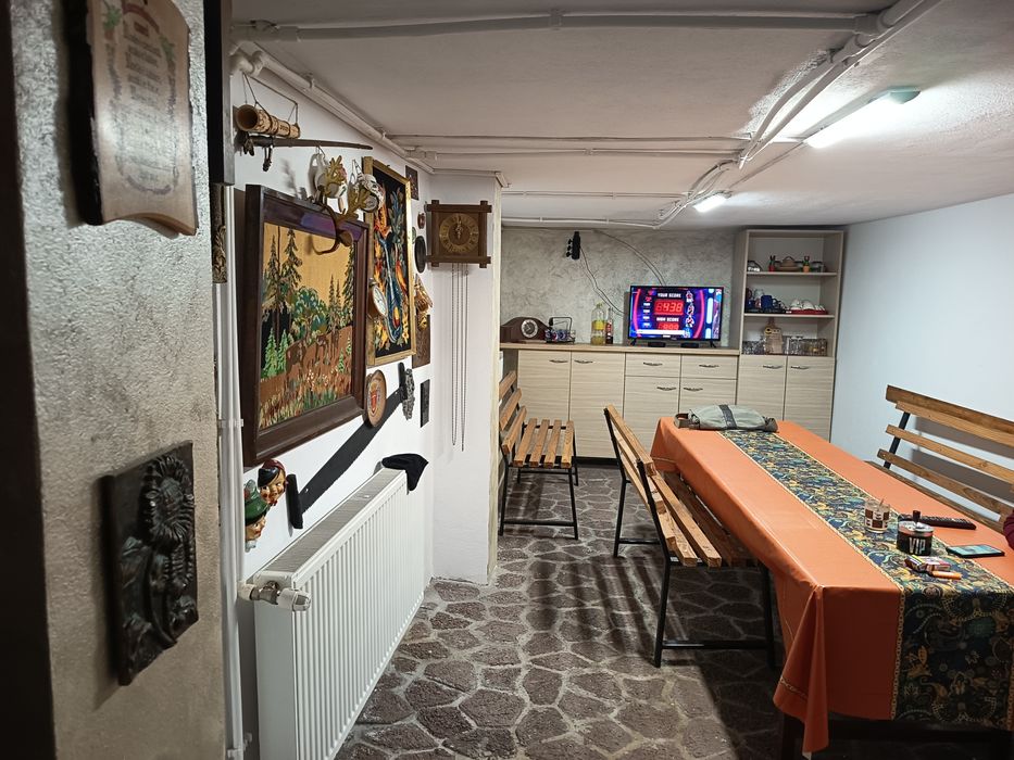Cazare Pensiune  Călimănești Caciulata inchiriez cabana casa vacanta