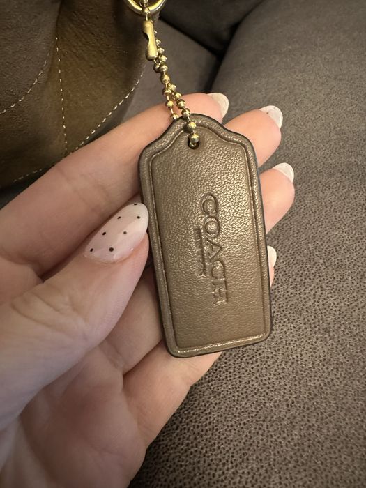 Чанта естествен велур и tommy hilfiger camera bag