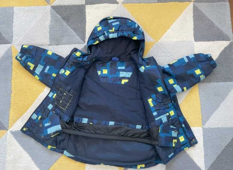 Зимно яке с качулка и грейка 110/116