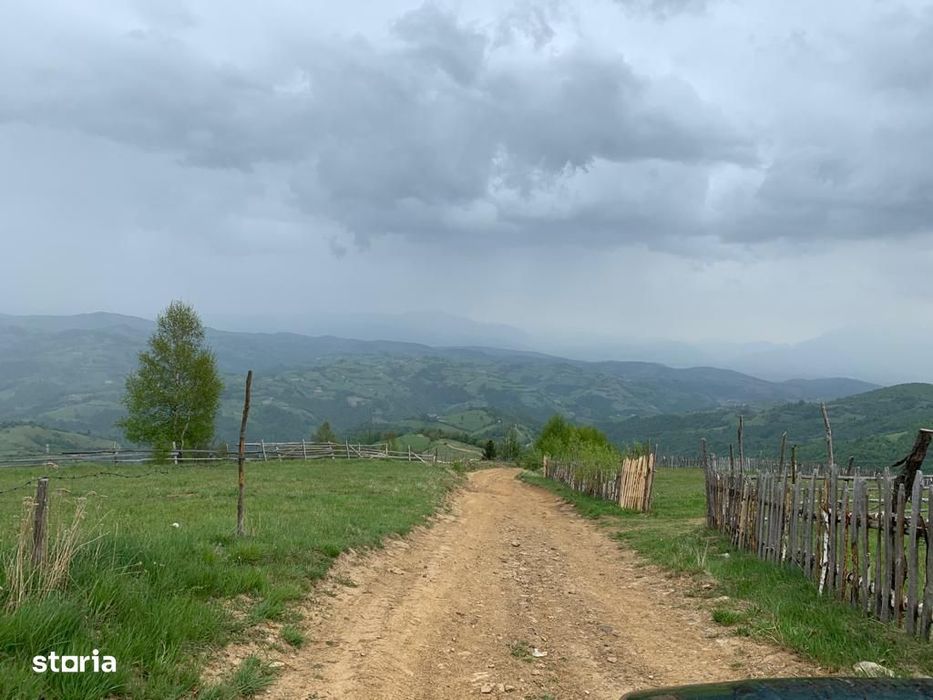 Teren extravilan 2ha, priveliste panoramica spre toti muntii