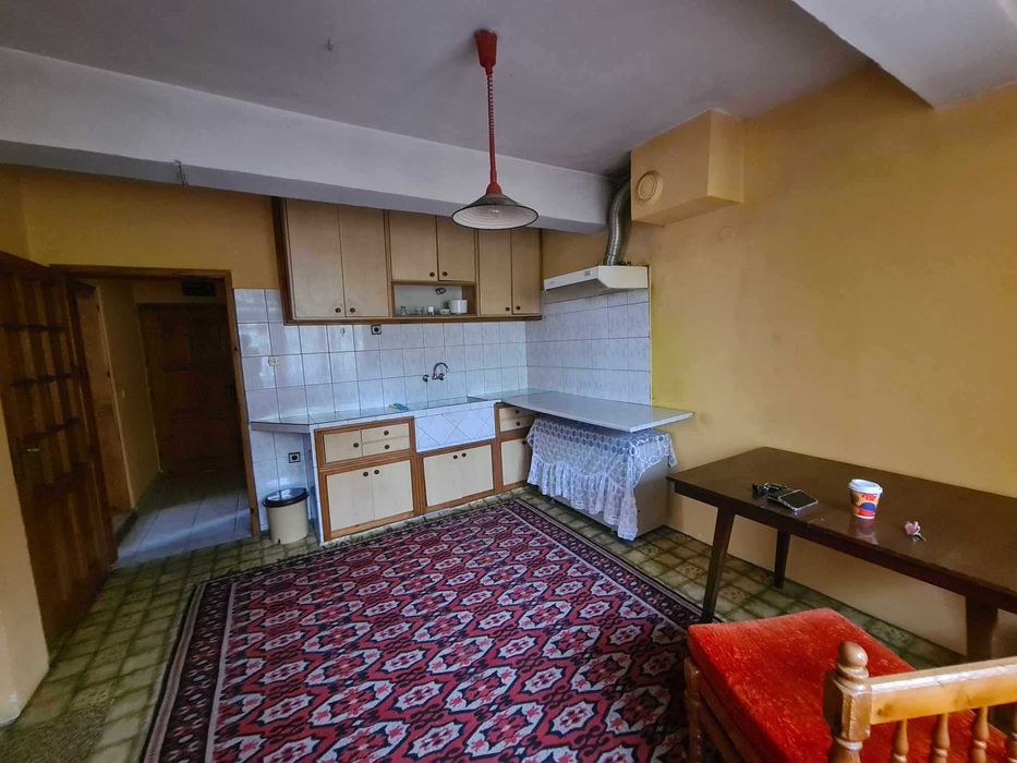 Продава се Двустаен апартамент в Хасково, Овчарски - 62 кв.м за 1069 €/кв.м - Снимка #3