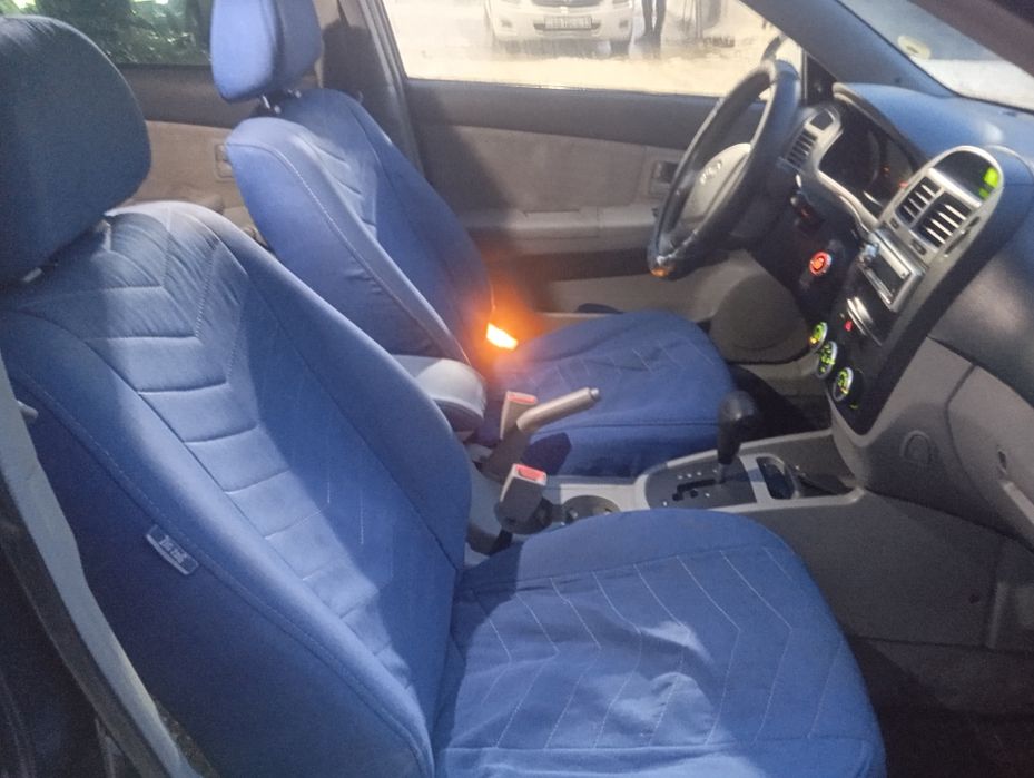 Kia cerato 2007года