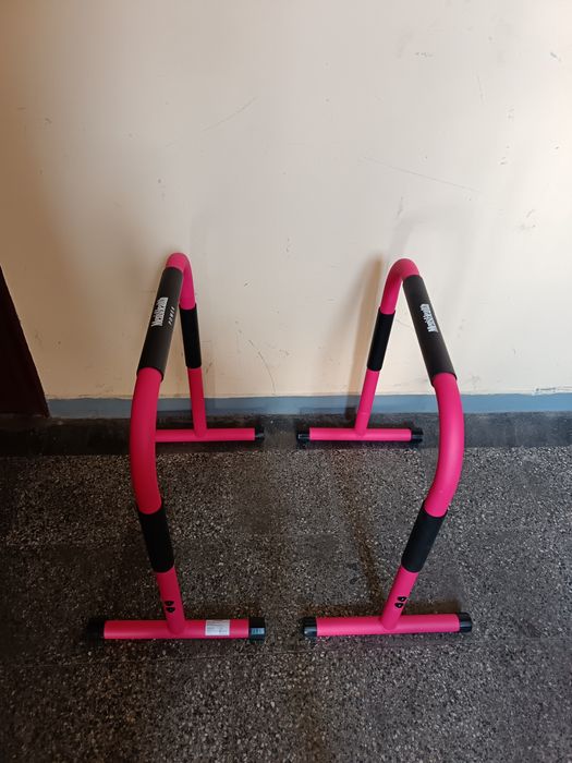 Продавам мобилна успоредка