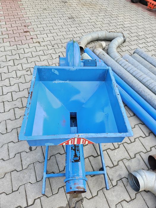 Suflător de cereale