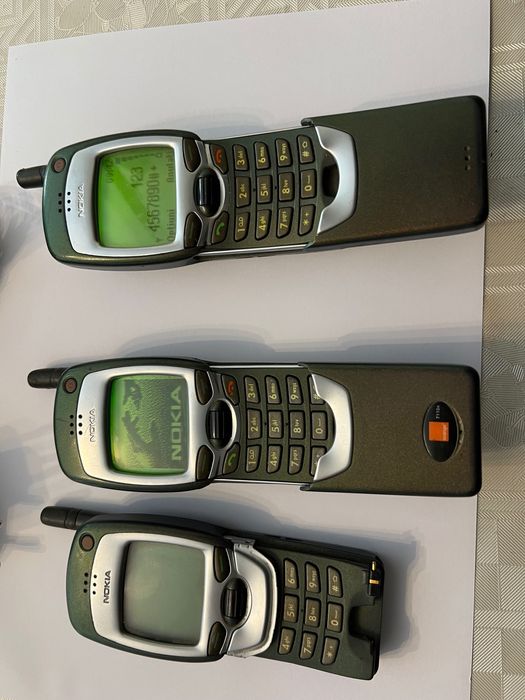 lot 3 Nokia 7110