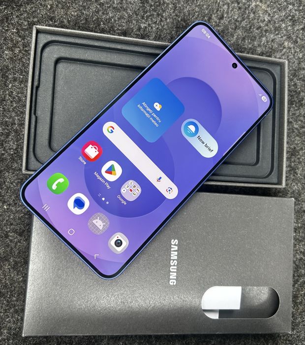 Samsung S25, in garantie, ca NOU