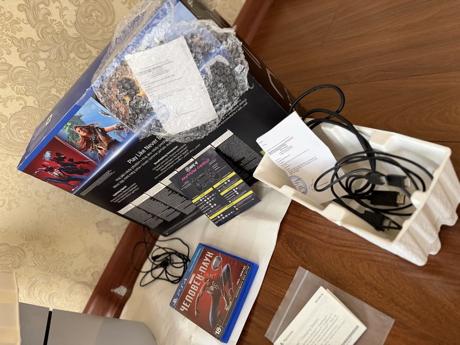 Продам новый Playstation 5 slim box 1tb