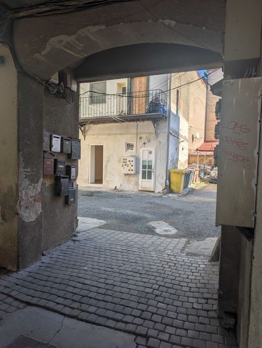 Ultracentral - spatiu de birou la parter cu acces facil din strada