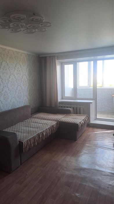 Срочно продам диван