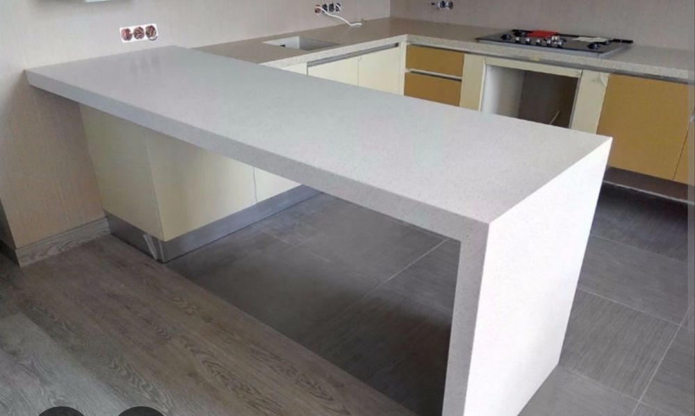 Барный стол из искусственного камня