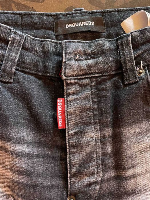 Нови къси  дънкови гащи DSQUARED2