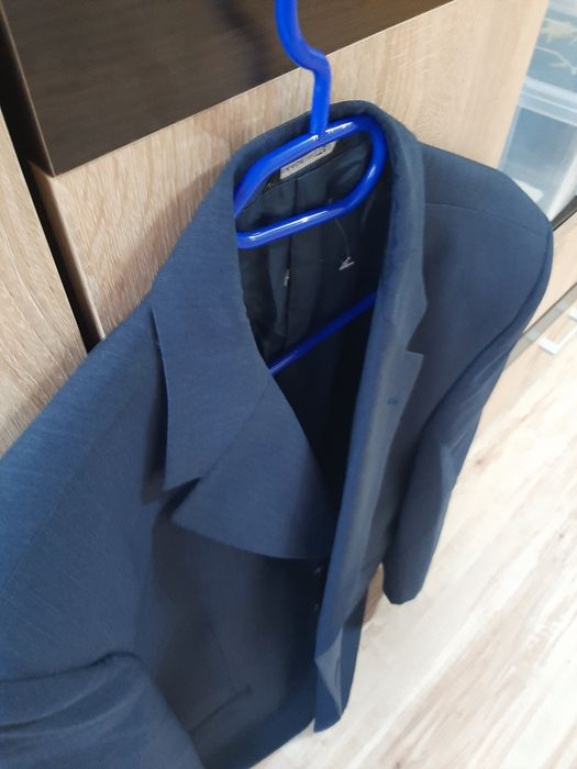 Sacou original gen HUGO BOSS marimea  XXXL
