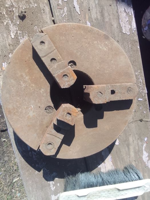 Продам токарный патрон