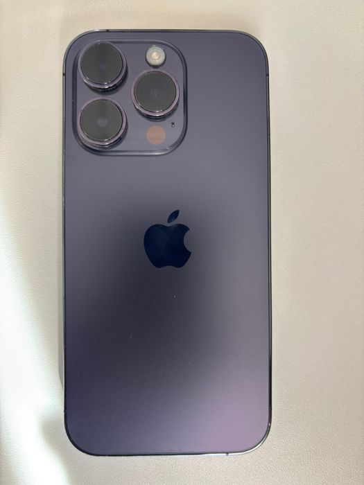 Iphone 14 pro продаю бу