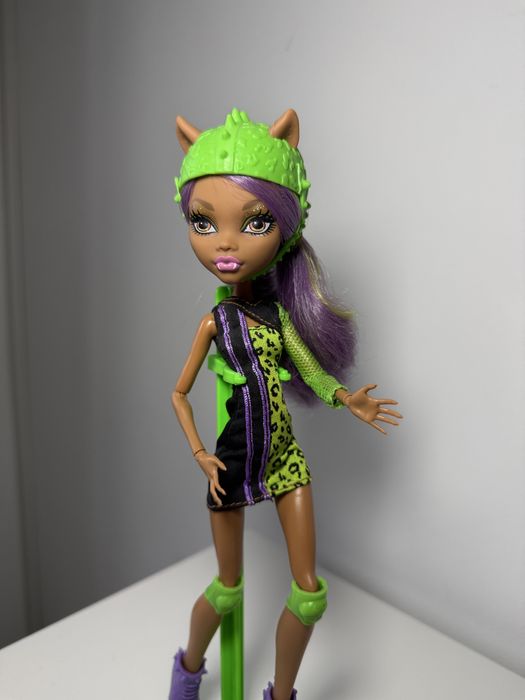 Papusa Clawdeen Wolf Skulltimate Roller Maze 2012 G1 Monster High