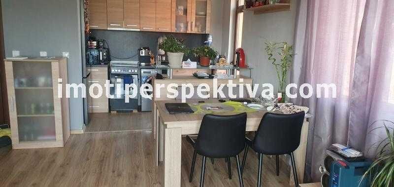 Продава се Тристаен апартамент в Пловдив, Кючук Париж - 112 кв.м за 1367 €/кв.м - Снимка #1