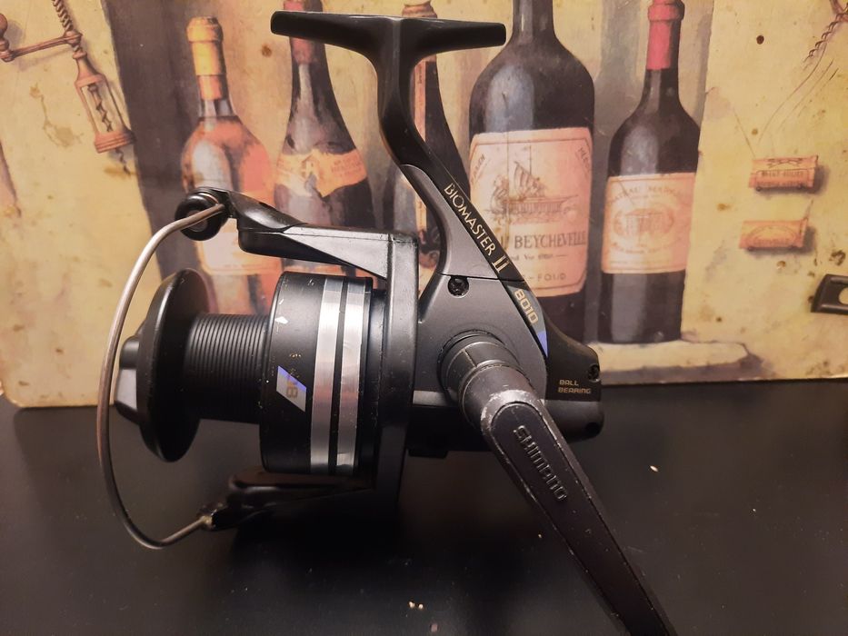 vand mulineta pescuit Shimano Biomaster  8010