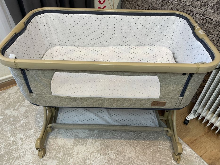 Продается манеж-кроватка