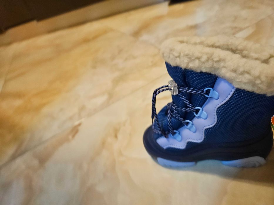 Детски зимни боти номер 25/26 с подплата от овча кожа