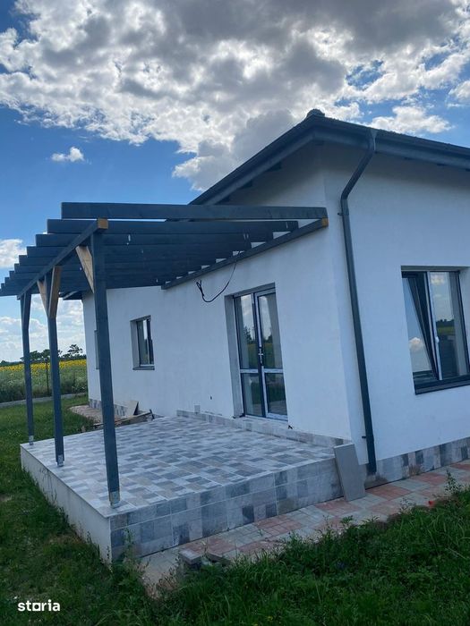 FARA COMISIOANE in Bacu casa gata finisata cu 4 camere PARTER+pod