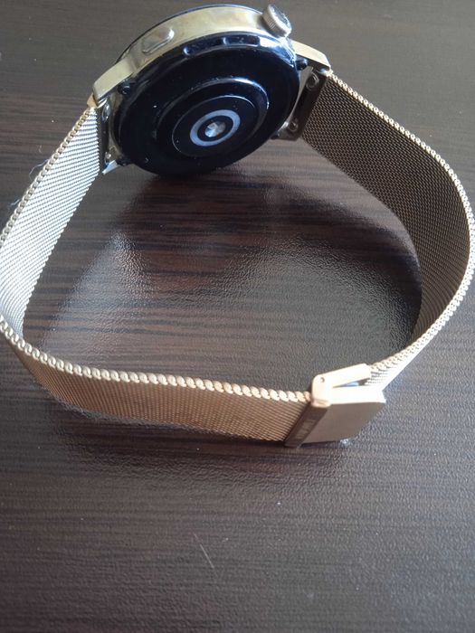 Часовник HUAWEI WATCH GT 3 (за резервни части, не продавам поотделно)