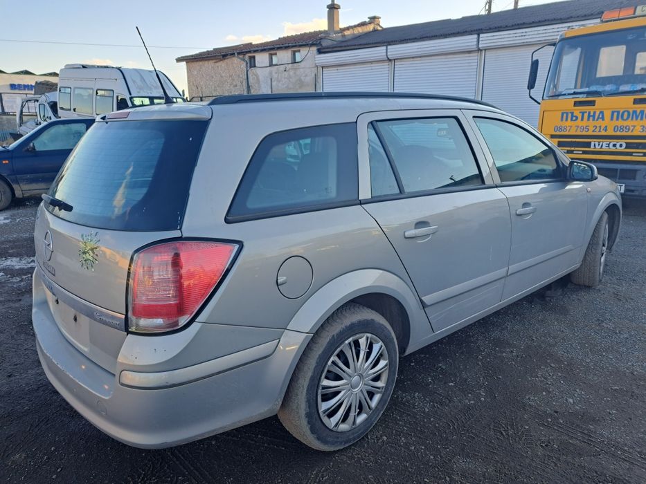 Опел Астра 1.6 16V на части !