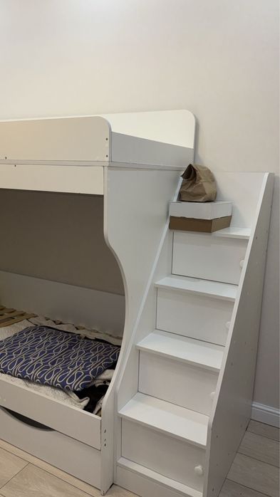 Двухяросная кровать