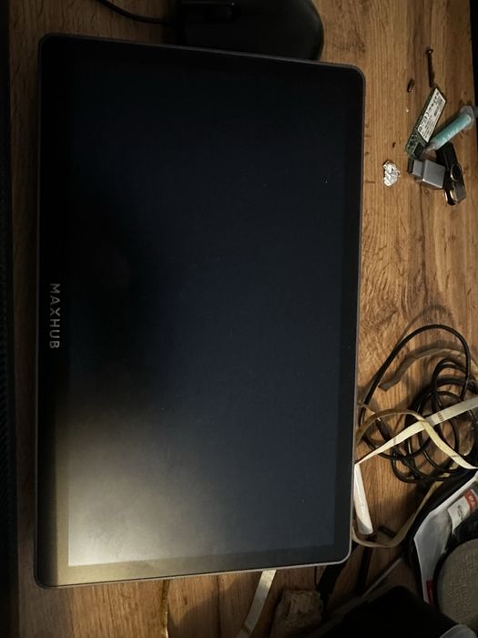 Maxhub xbar u50 конферентни разговори