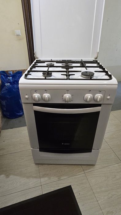 Продаётся газ.плита