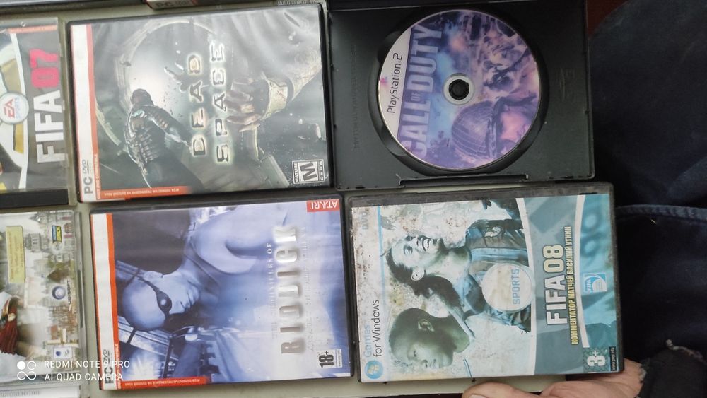 Игры на компьютер и плейстейш..