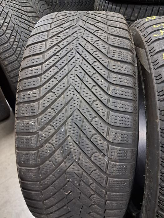 Anvelope second iarna 255 45 R20 Pirelli 2024