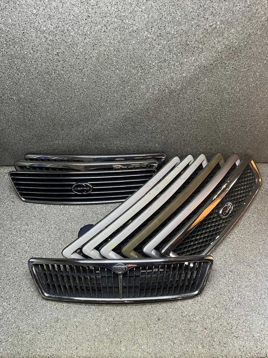 Решетка радиатора Цефиро А32 из Японии